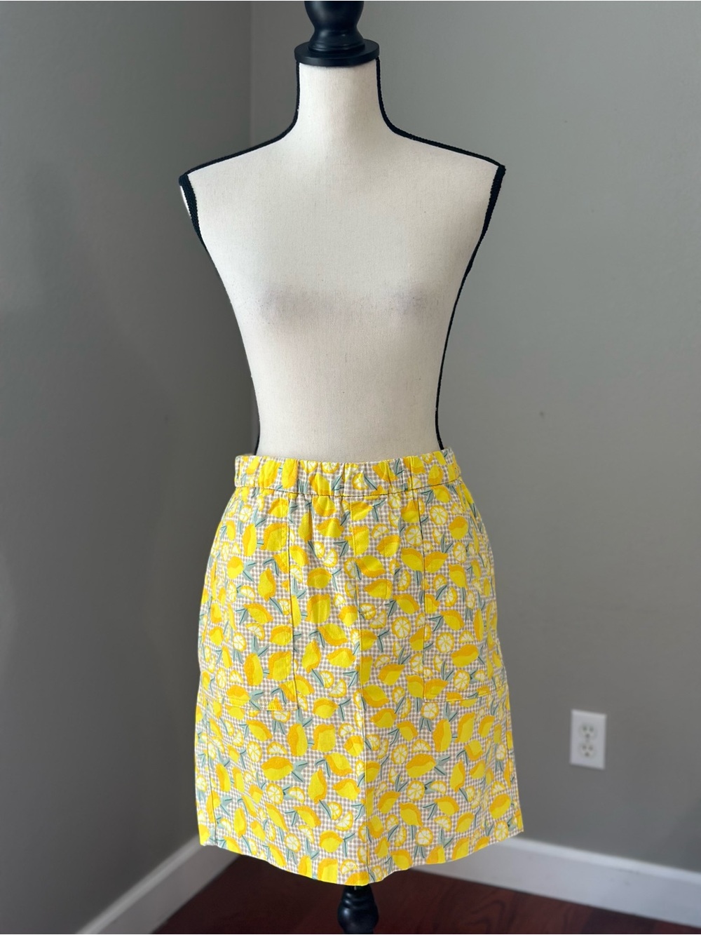 Lands' End Euro Summer Yellow Lemon-Print Mini Skirt with Shorts